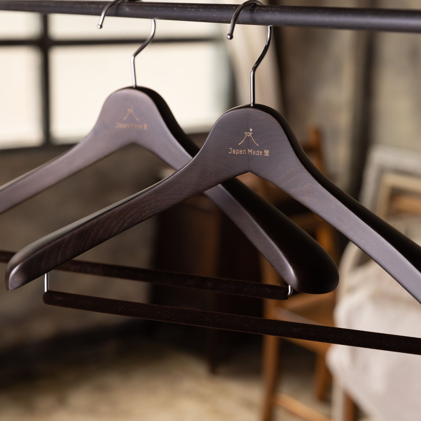 【VIP】自慢の「国産木製ハンガー」