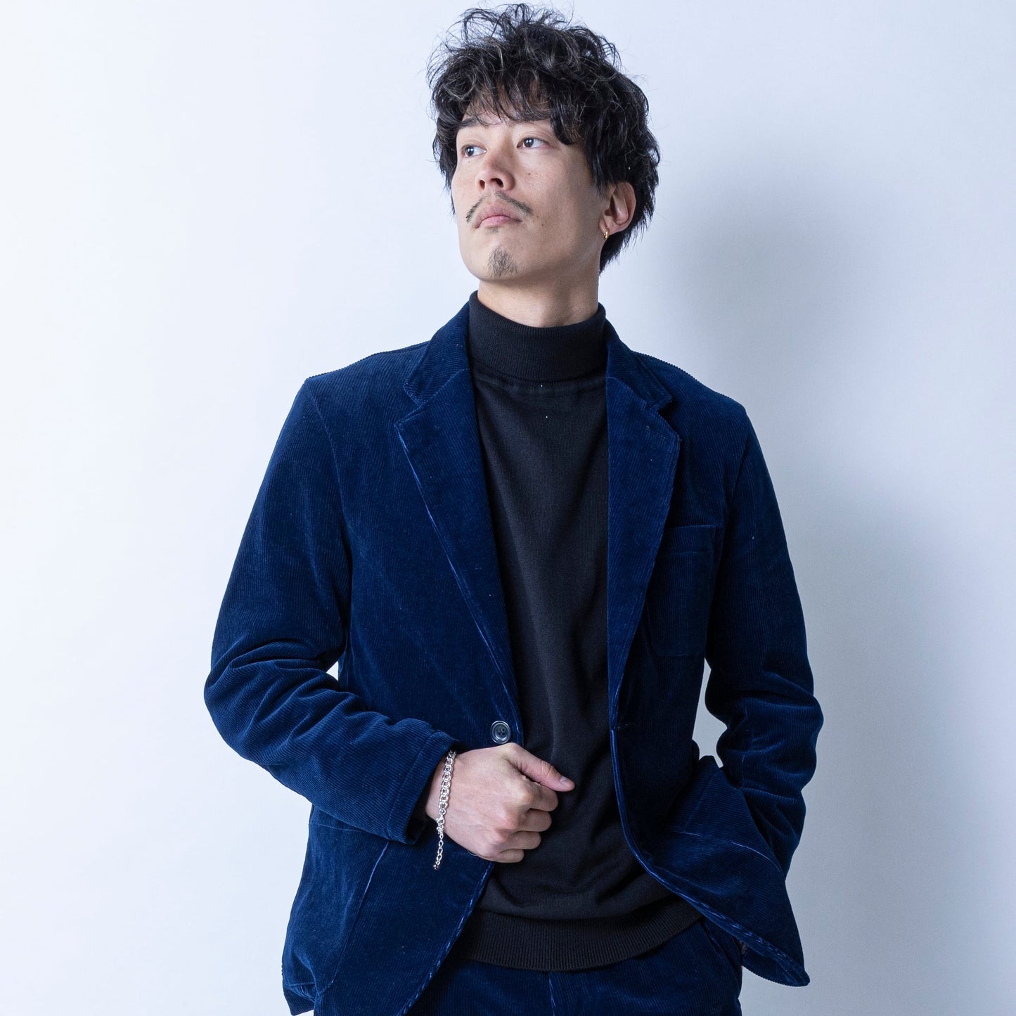 美しすぎる艶のあるインディゴ『コーデュロイセットアップ』(ジャケット)