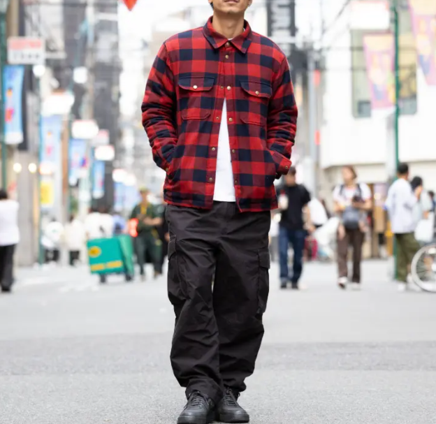 "Apology: Regarding the cargo pants situation and sales period"