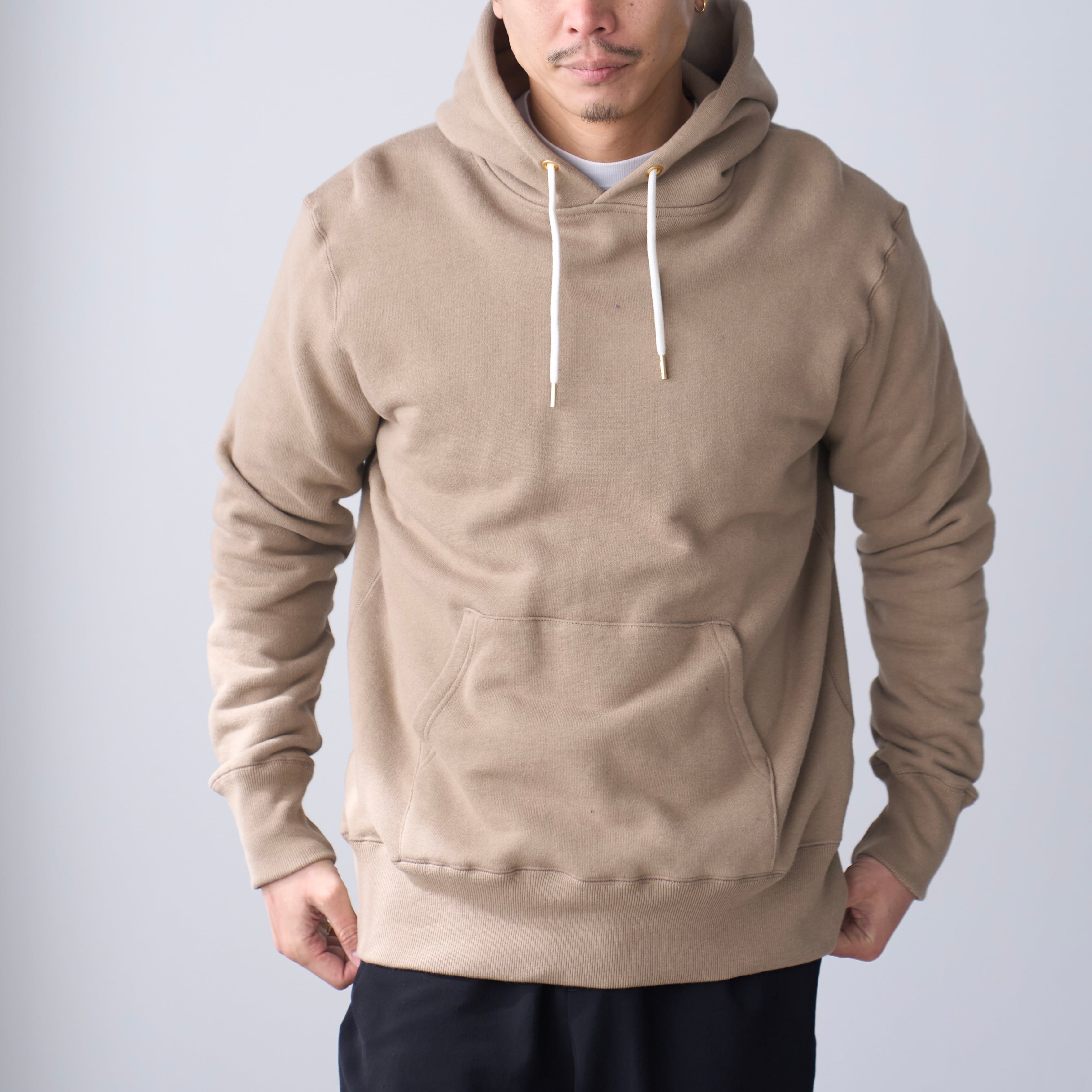 吊り編機でふっくら作られた