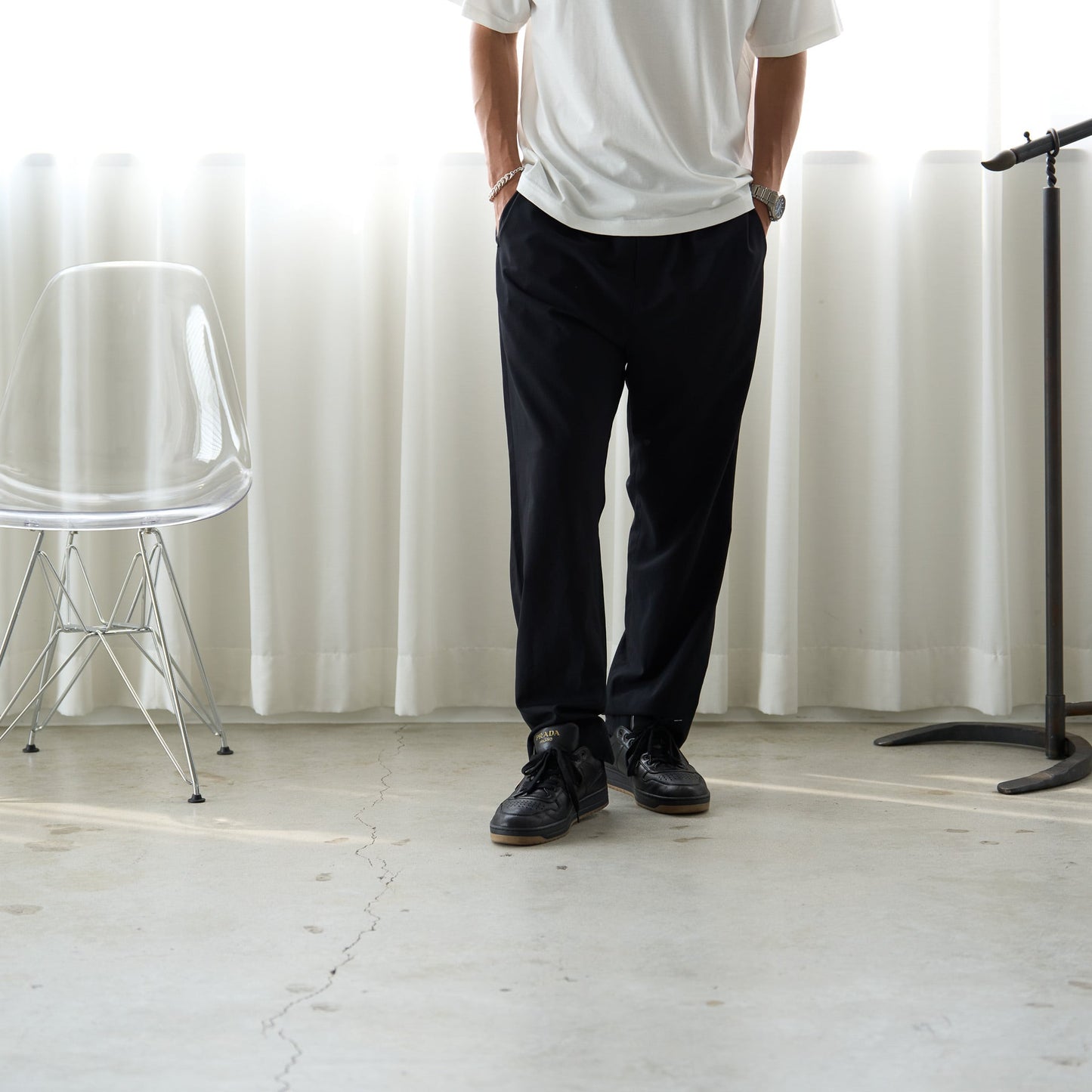 クール素材「イージーパンツ」