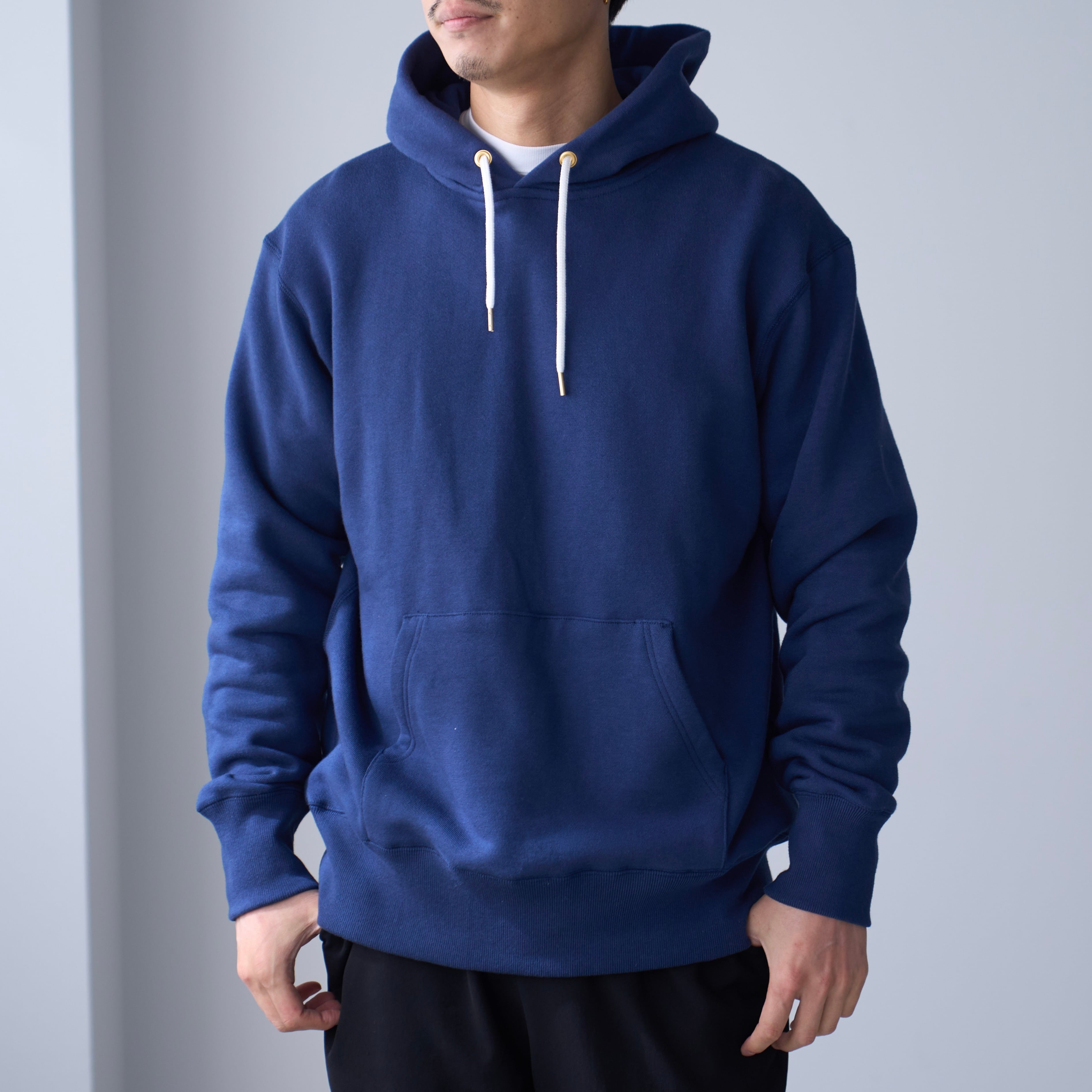 吊り編機でふっくら作られた