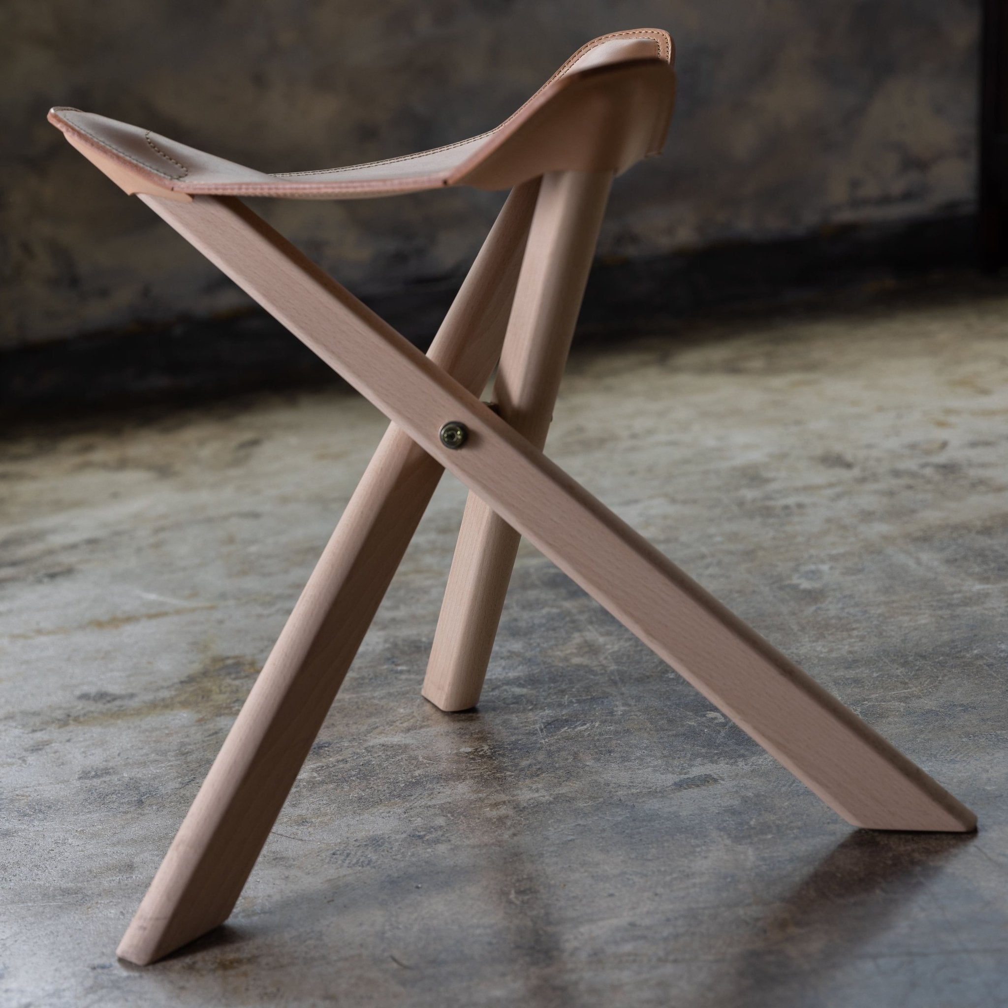 熟練された技術が詰め込まれた「ハンティングチェア」 - Japan Made屋