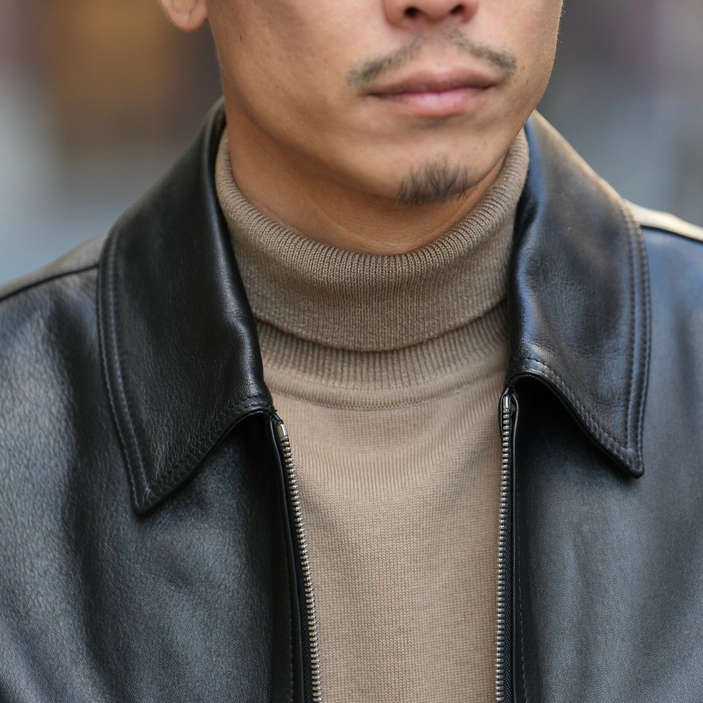 イタリア直輸入の「上品を演出する"タートルネック"」