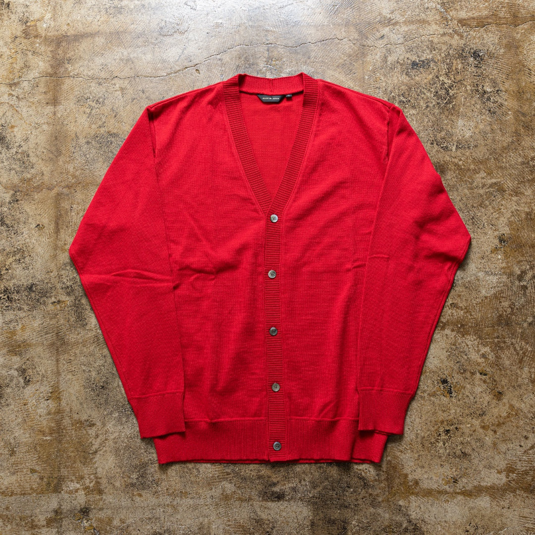 カシミヤ&コットン 着るとなぜか褒められる「上品な"カーディガン」